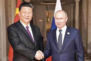 Putinovo ropné štěstí skončilo. Rusko prochází pos...